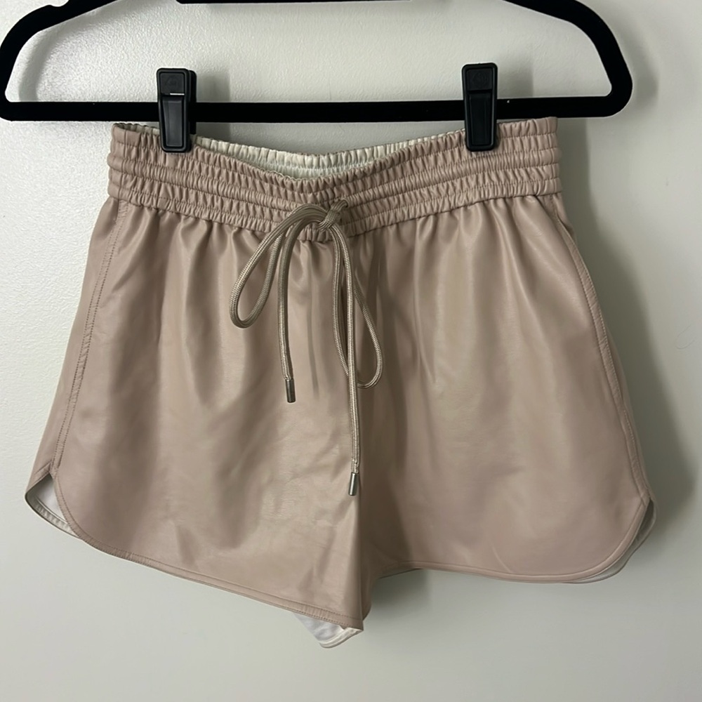 A.L.C Faux Leather Shorts Beige Size XS Vegan Leather Modern MSRP $380
